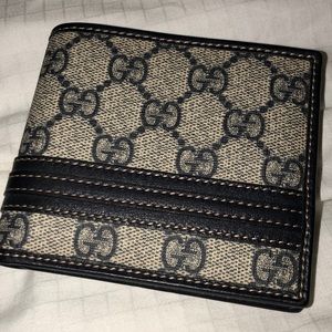 GUCCI men’s wallet